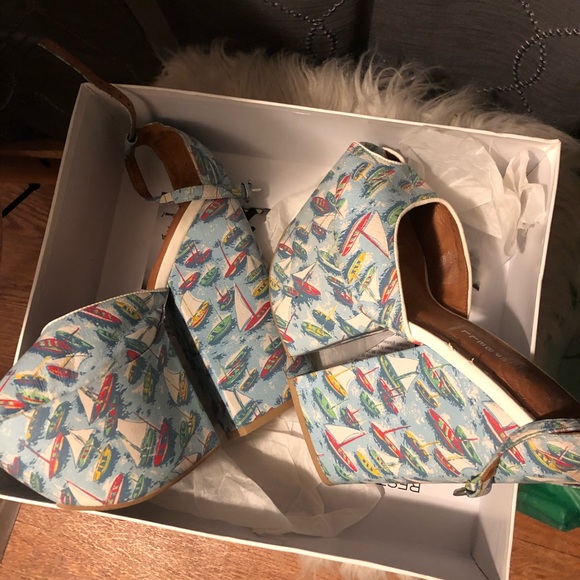 Jeffrey Campbell Boat Platform - Picture 3 of 6